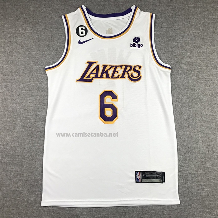 Camiseta Los Angeles Lakers LeBron James #6 Association 2022-23 Blanco
